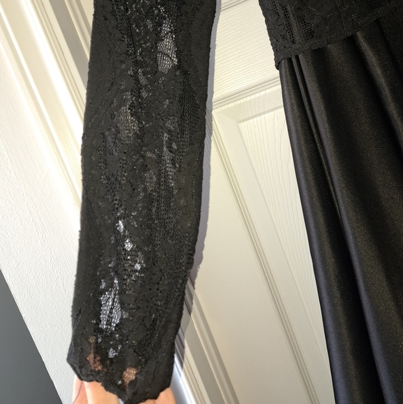 🐨4 3pc Black Crop Top Prom Dress - Picture 9 of 10